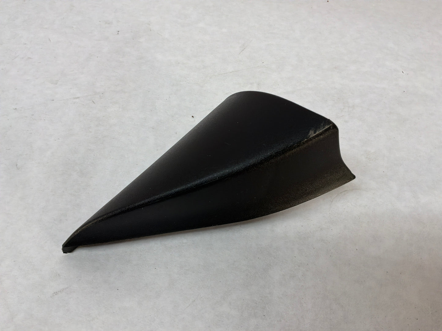 2006 Pontiac GTO RH Passenger Defrost Trim Door Vent Triangle OEM