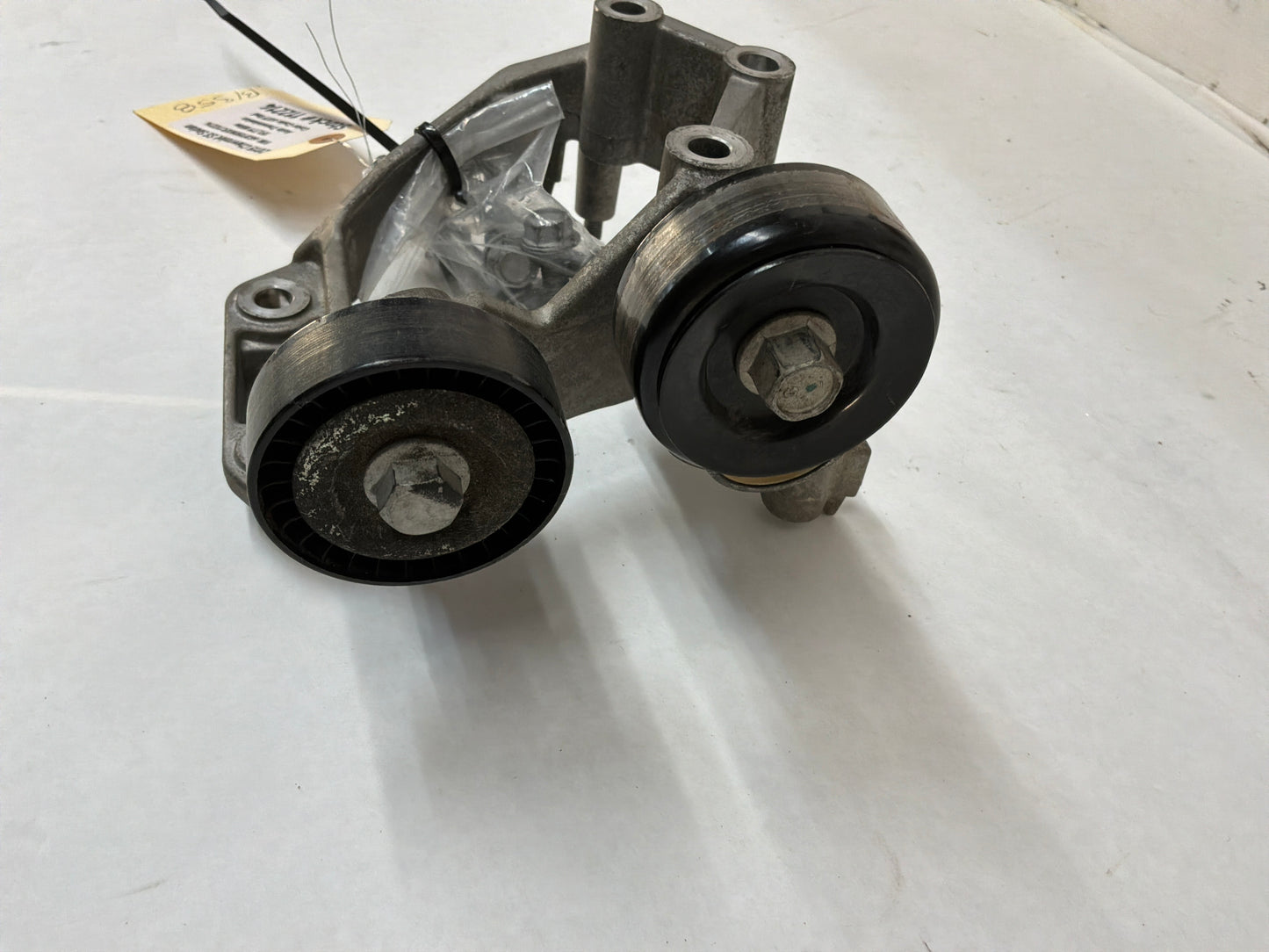 2015 Chevy SS Sedan AC A/C Air Conditioner Compressor Bracket w/ Hardware OEM
