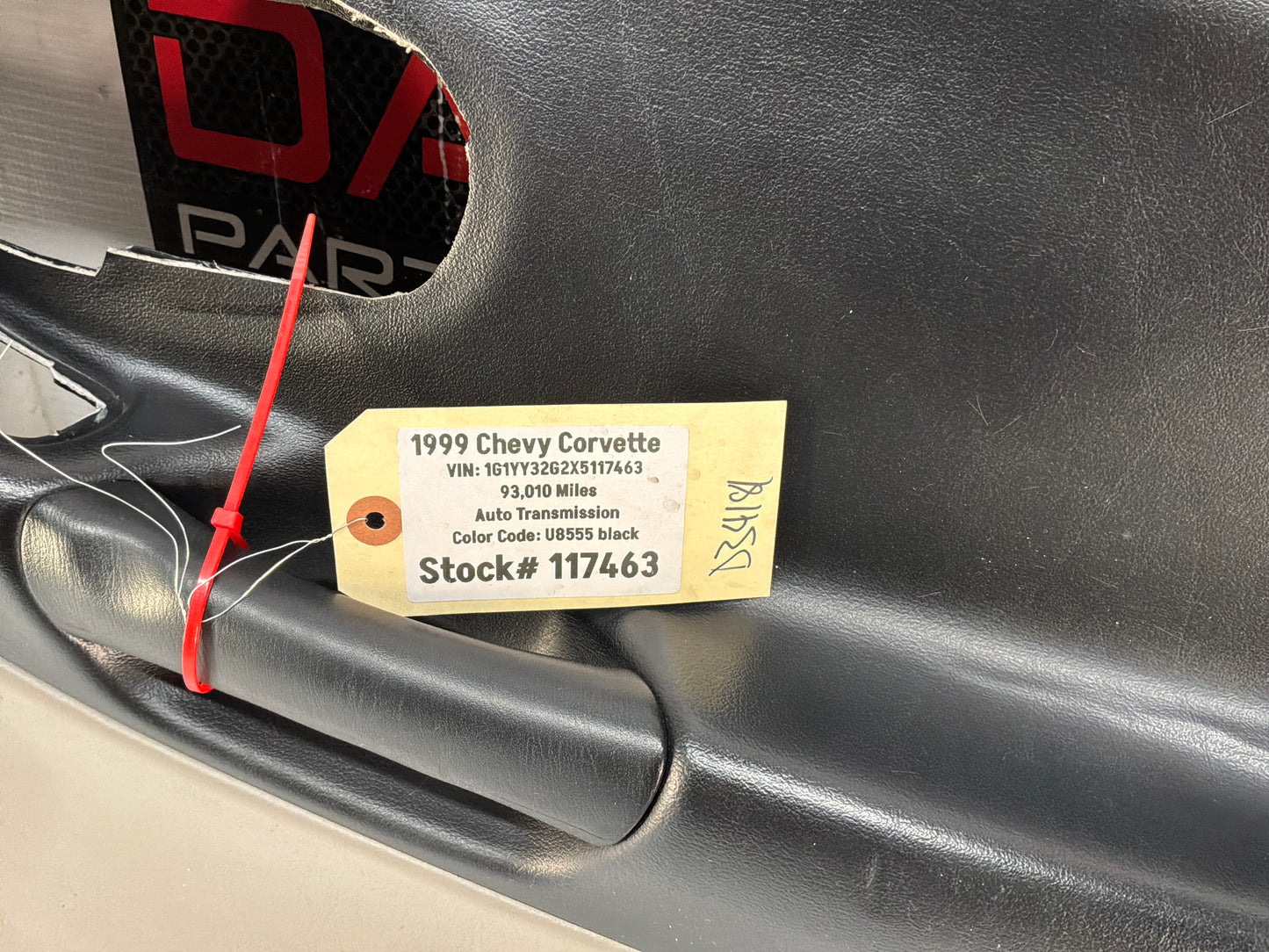 Rh front door panel - Day's Parts Yard