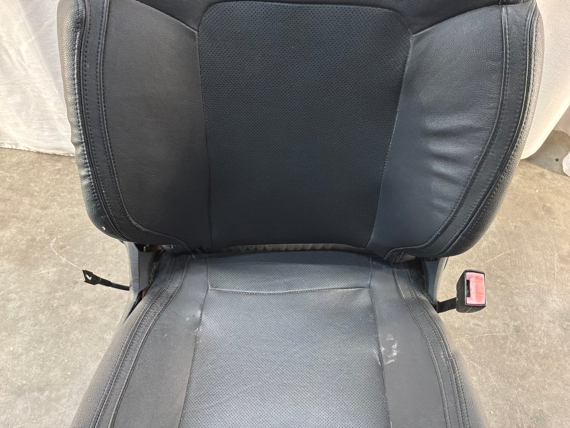 Seats - Day's Parts Yard
