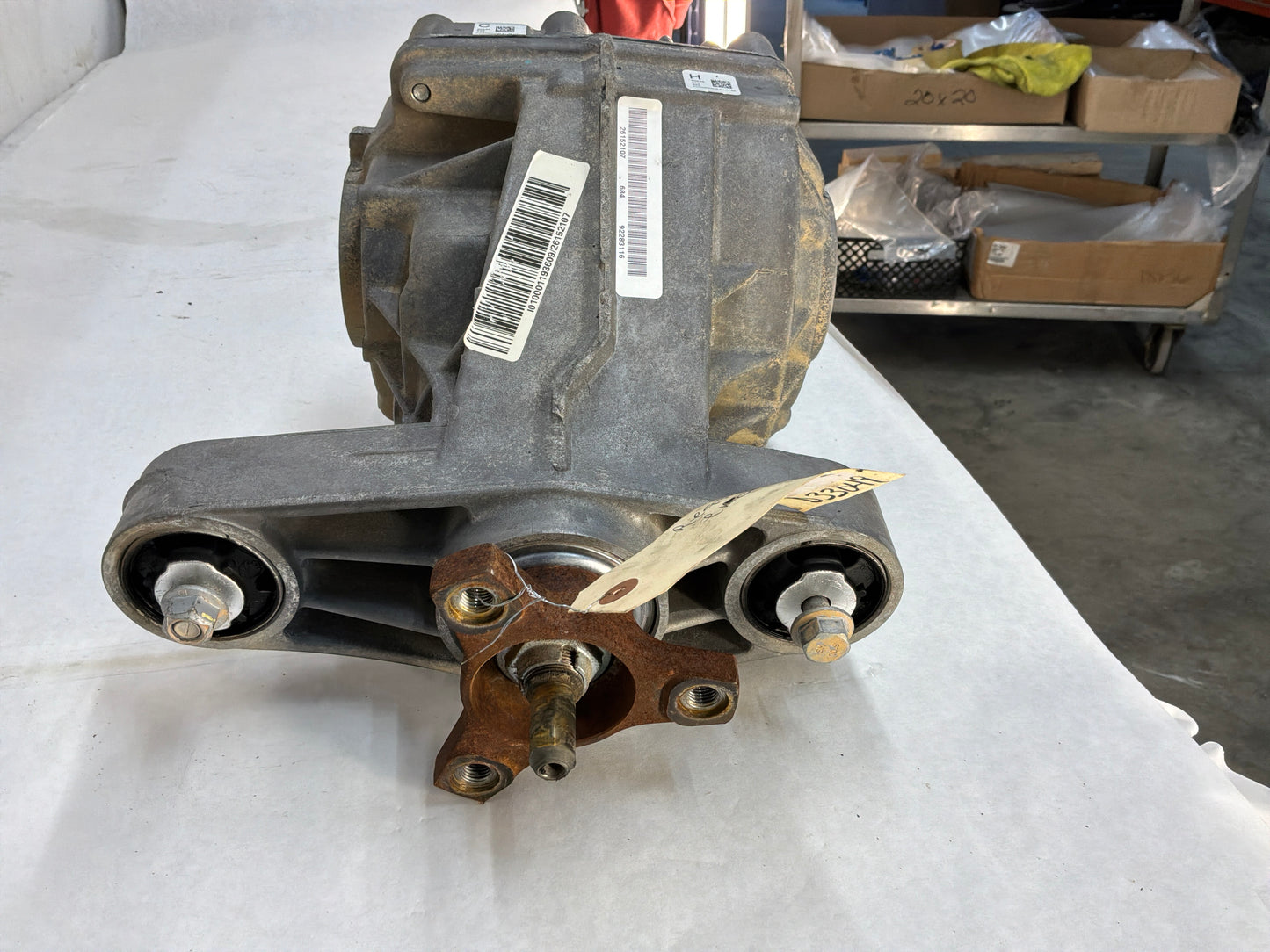 Rear differential - Day's Parts Yard