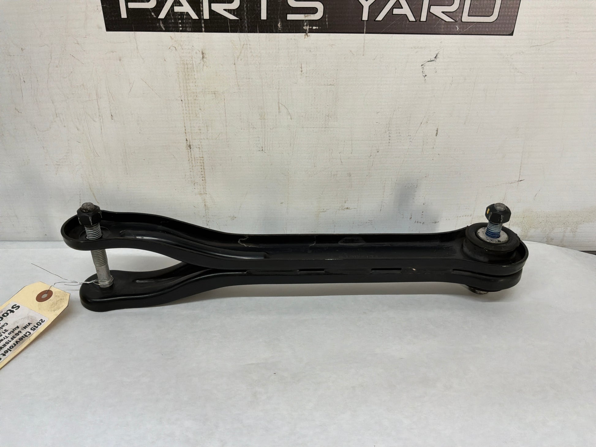 Control arm - Day's Parts Yard