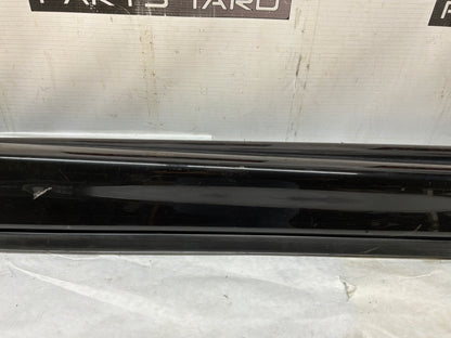 2004 Pontiac GTO RH Passenger Rocker Molding Side Skirt Panel Trim Black OEM