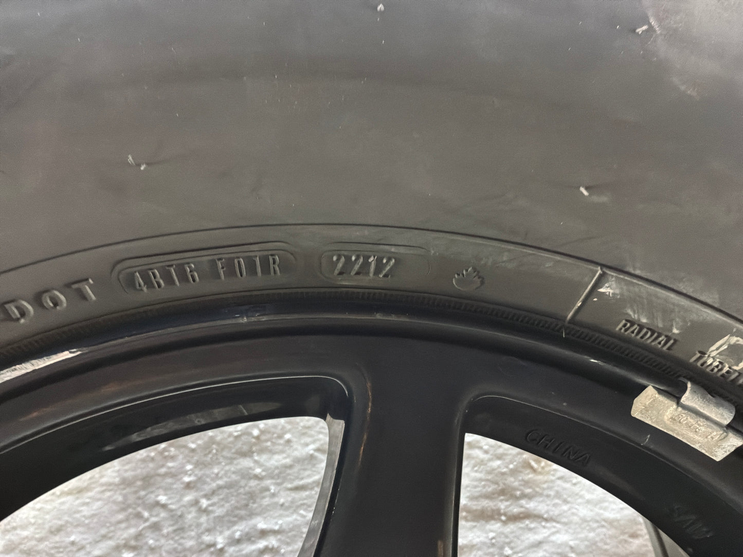 2012 Chevy Avalanche Goodyear Spare Tire 265/70R17