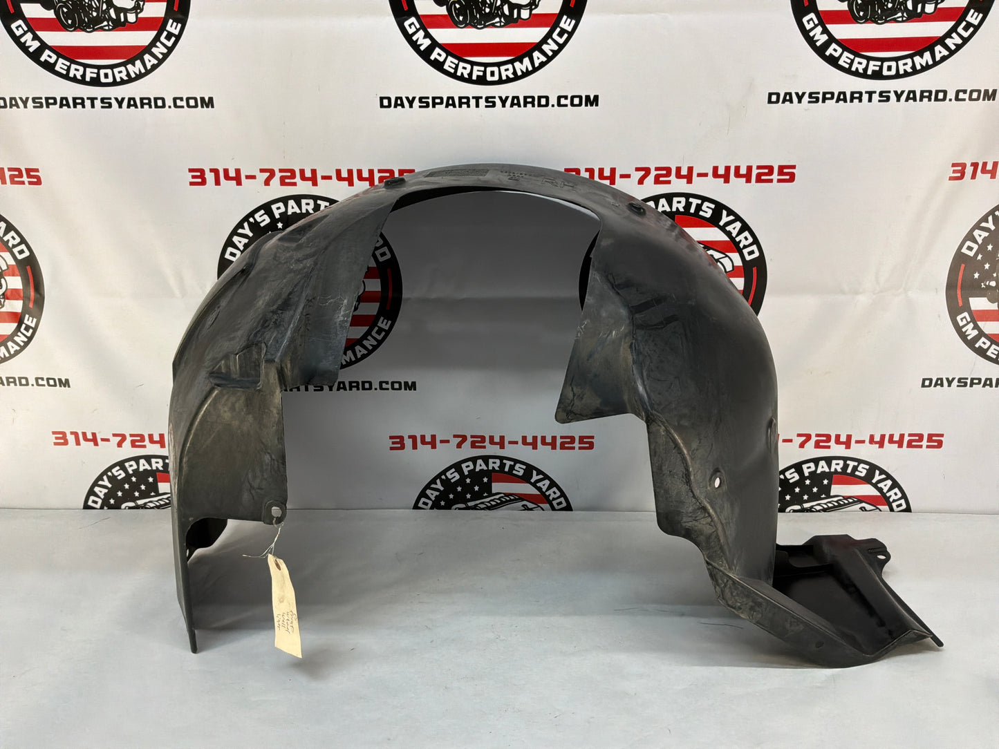 2008 Pontiac G8 Base RH Passenger Front Fender Wheel Well Liner House OEM