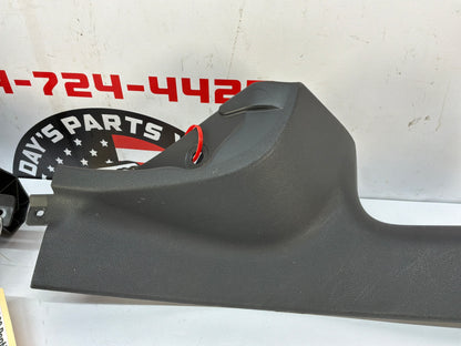 2008 Pontiac G8 GT RH & LH Carpet Retainer Sill Plate Trim Panel OEM - Day's Parts Yard