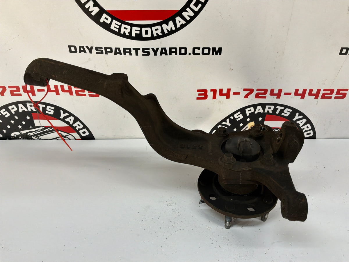 2002 Chevy Camaro Z28 RH Passenger Front Spindle Knuckle Hub OEM
