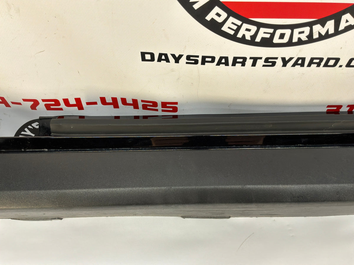 2013 Chevy Camaro ZL1 LH Driver Rocker Molding Side Skirt Panel OEM