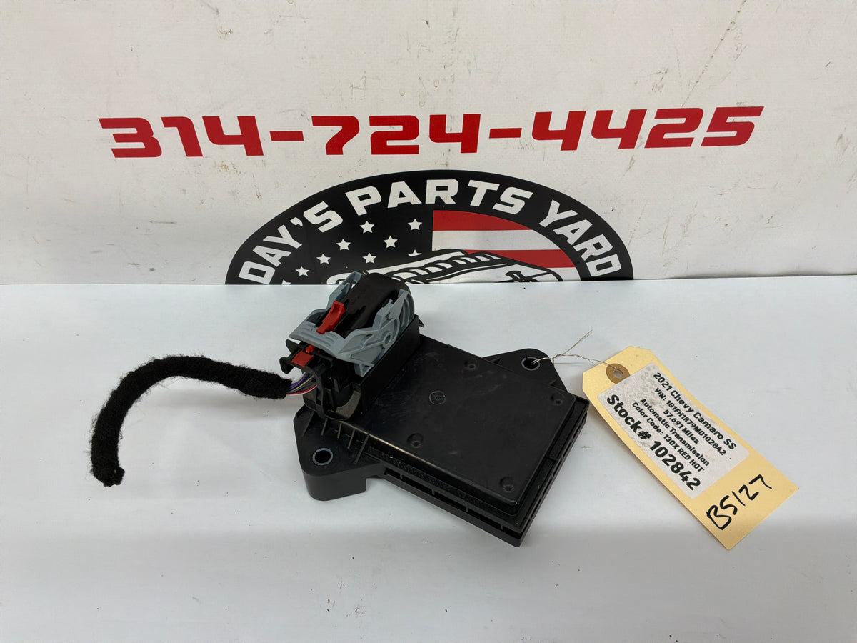 2021 Chevy Camaro SS Traction Control Module w/ Bracket  OEM