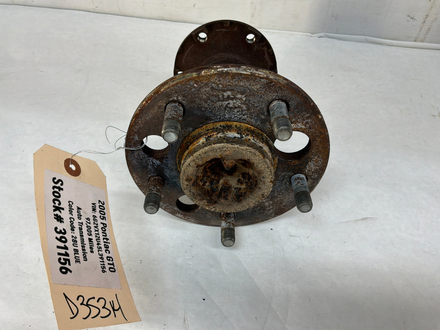 Lh hub - Day's Parts Yard