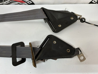 1999 Chevy Camaro Z28 Rear RH & LH Seatbelt Seat Belt Retractor  OEM