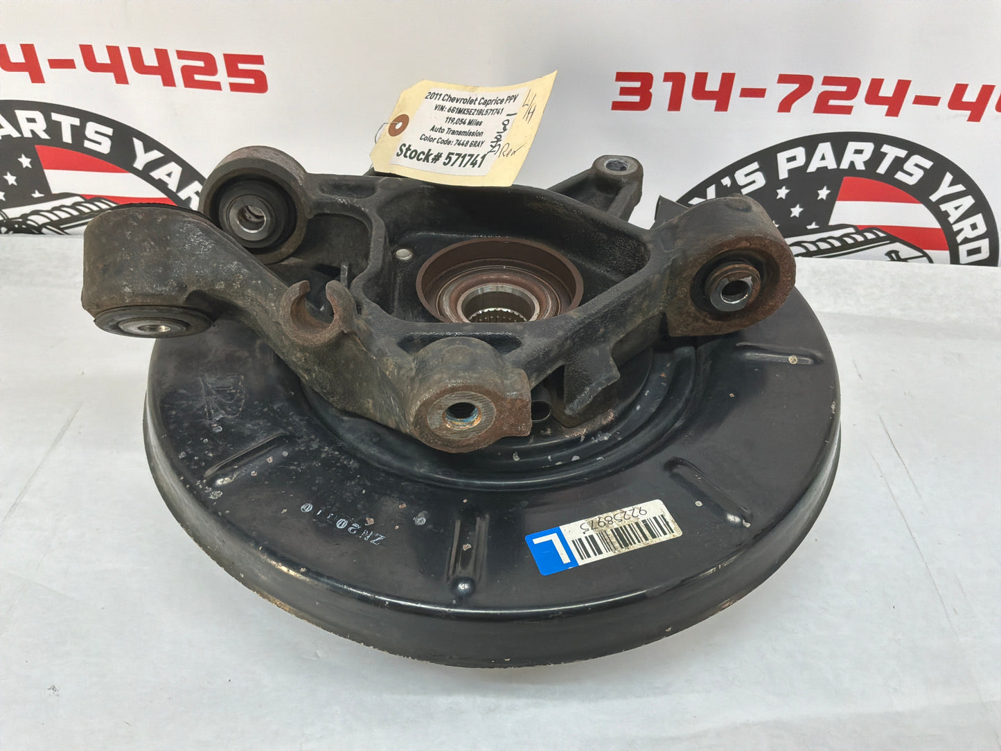 2011 Chevy Caprice PPV LH Driver Rear Suspension Spindle Hub Knuckle Assembly OEM