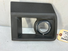 Rh fog light bezel - Day's Parts Yard