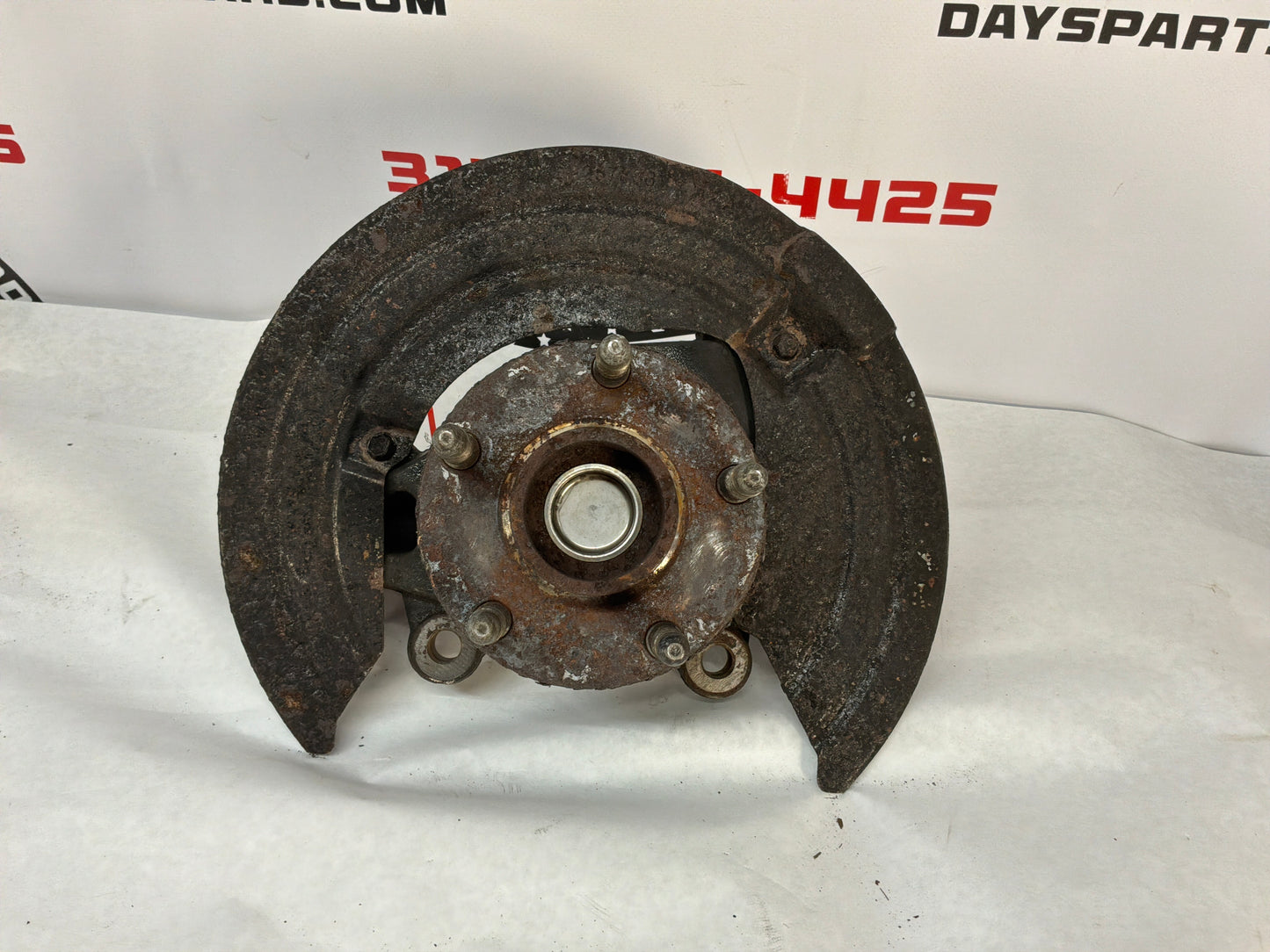 2011 Chevy Caprice PPV2013 Chevy Caprice PPV RH Passenger Front Suspension Spindle Knuckle Hub Assembly OEM