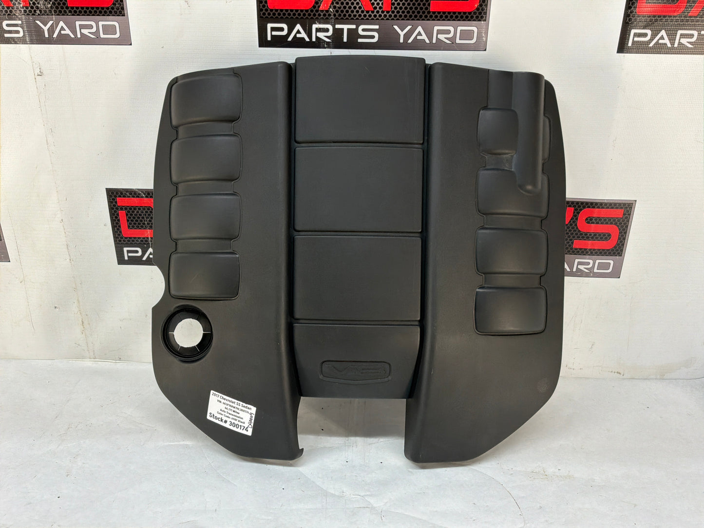 2017 Chevy SS Sedan Engine Motor Intake Manifold Coils Cover OEM