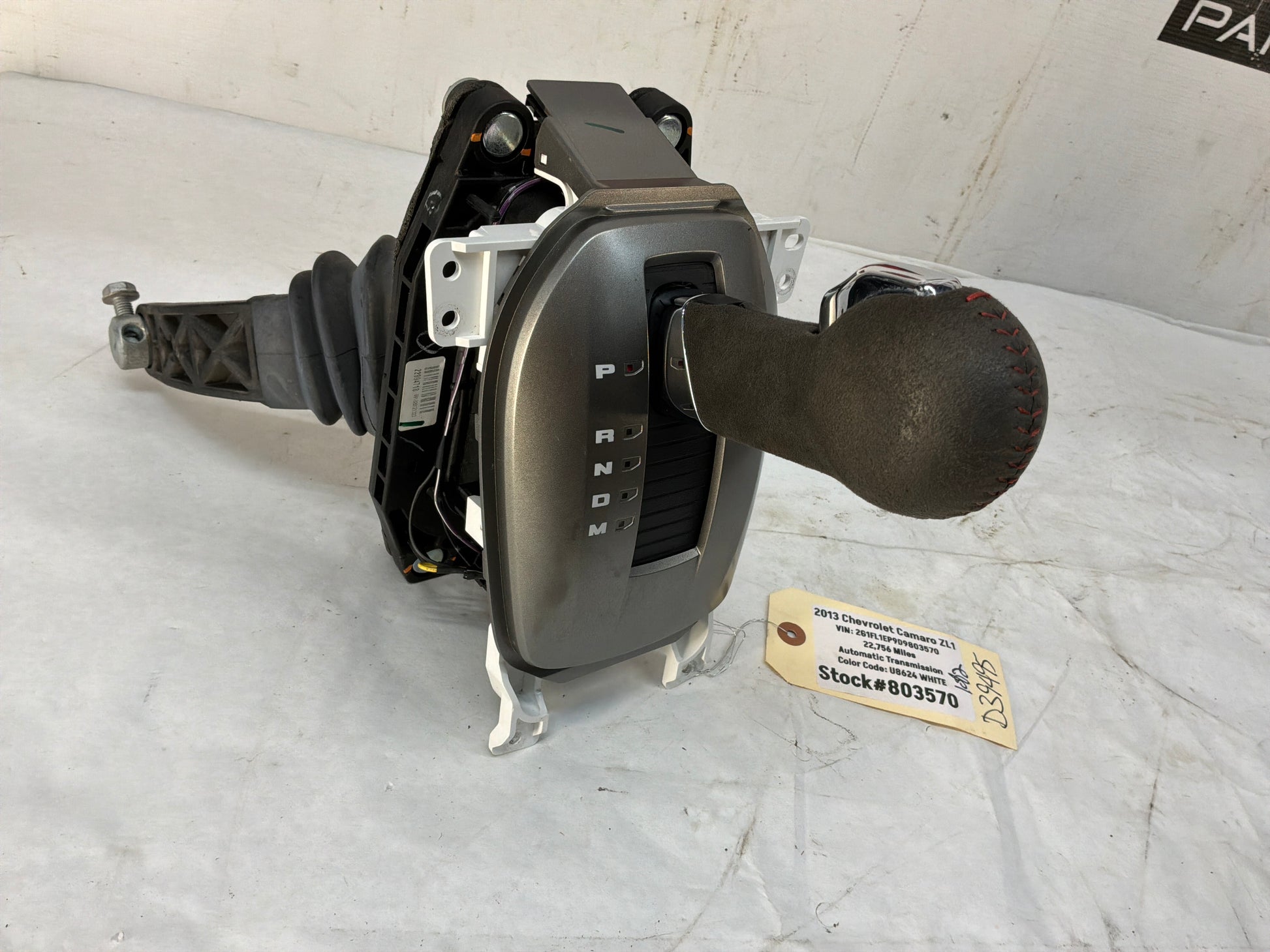 Center console w shifter - Day's Parts Yard