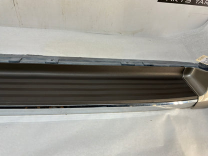 2002 Cadillac Escalade EXT RH Passenger Running Board OEM