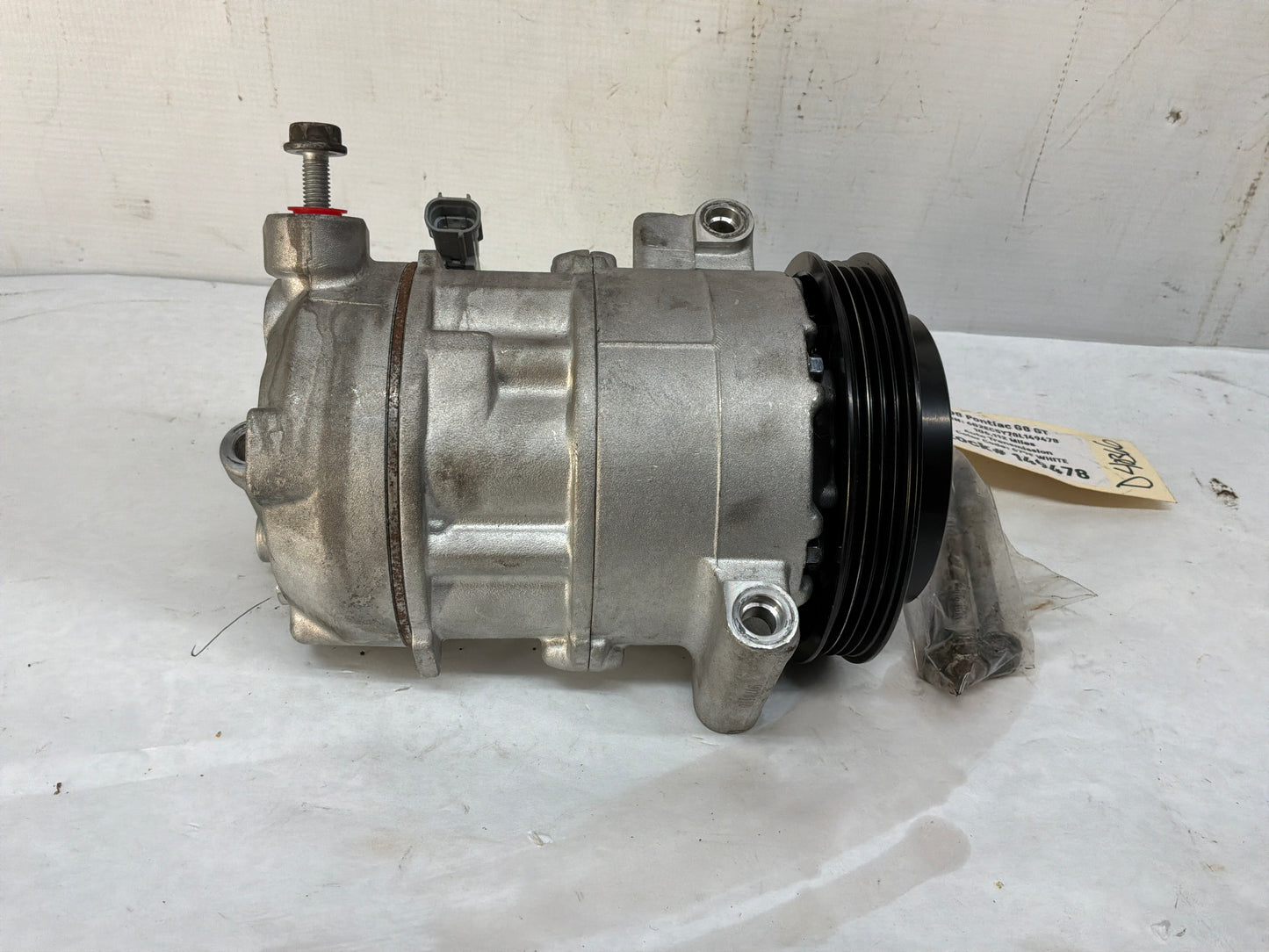 2008 Pontiac G8 GT A/C Air Conditioner Compressor Bracket w/ Hardware OEM