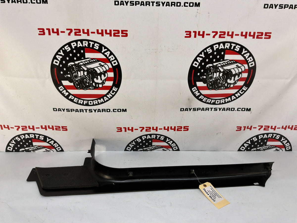 2002 Chevy Corvette Convertible LH Driver Interior Rocker Molding Kick Panel Plate Trim OEM