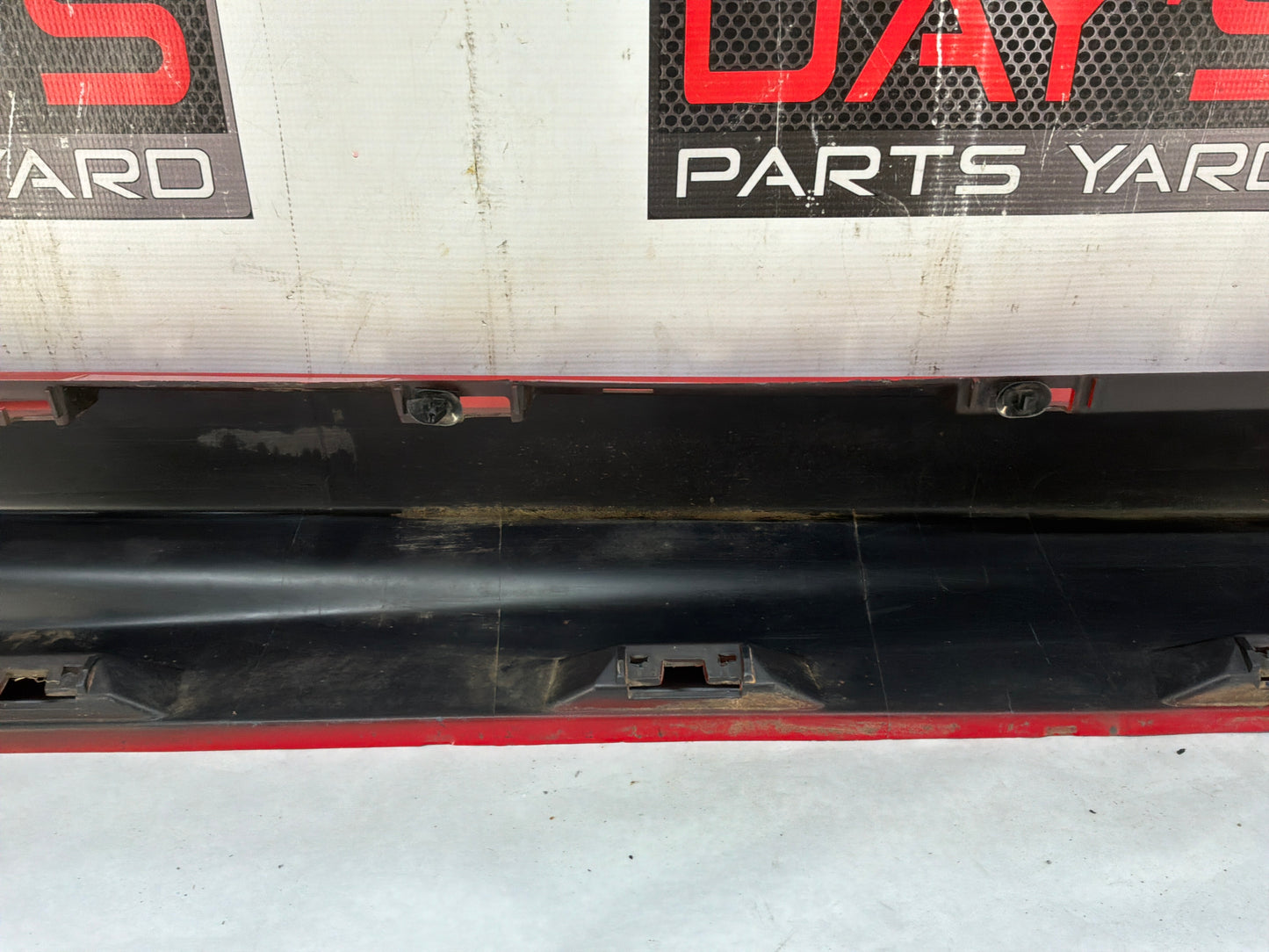 2015 Chevy SS Sedan LH Rocker Molding Side Skirt Trim Panel OEM