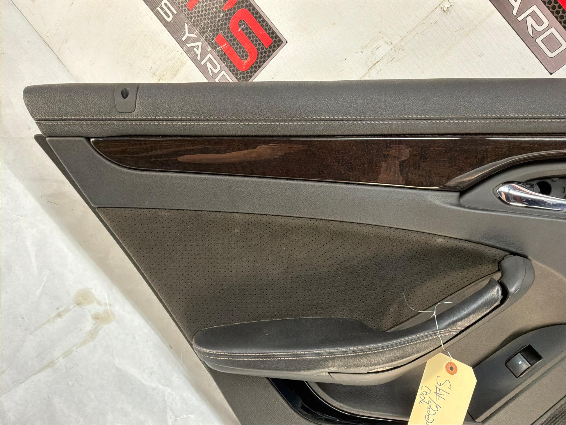 Lh rear door panel - Day's Parts Yard