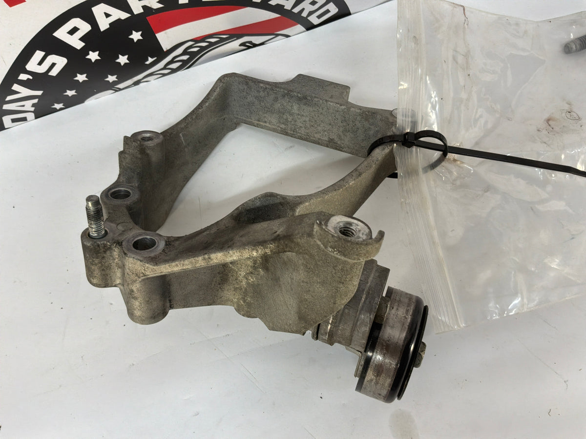 2008 Pontiac G8 GT AC A/C Air Conditioner Compressor Bracket w/ Hardware