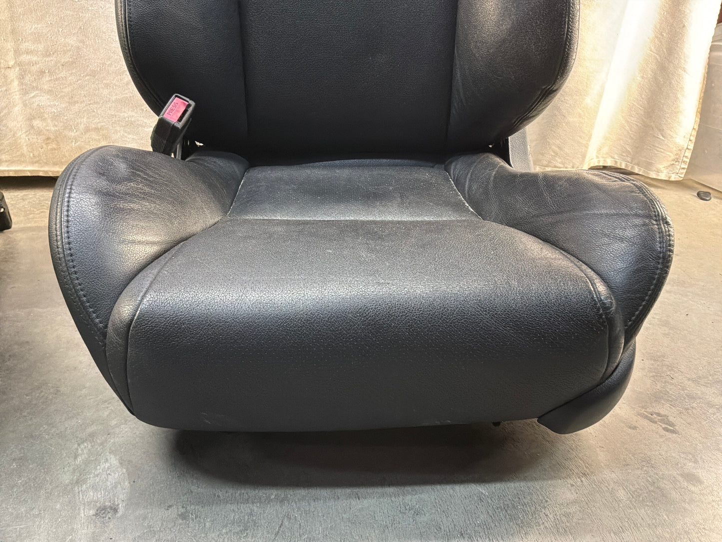 2005 Pontiac GTO Black Leather Front and Rear Seats Set OEM