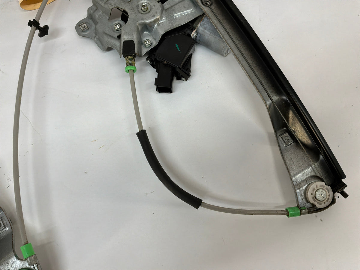 2017 Chevy SS Sedan RH Passenger Rear Window Regulator Motor OEM