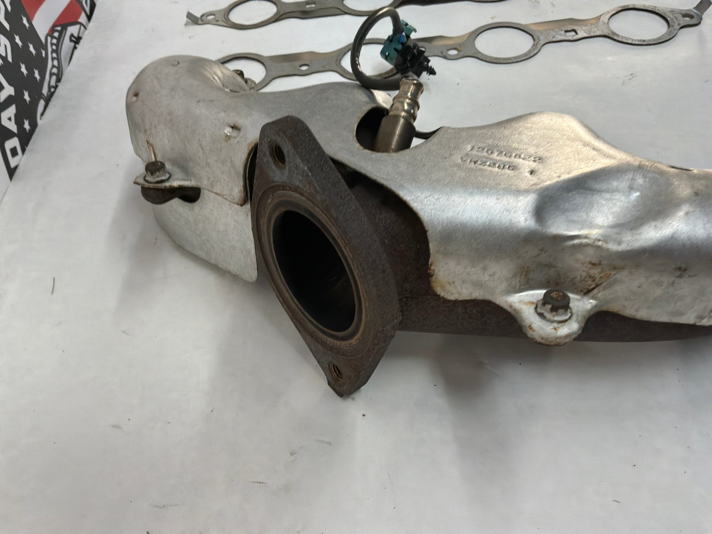 2007 C6 Corvette Convertible RH & LH Exhaust Manifolds OEM