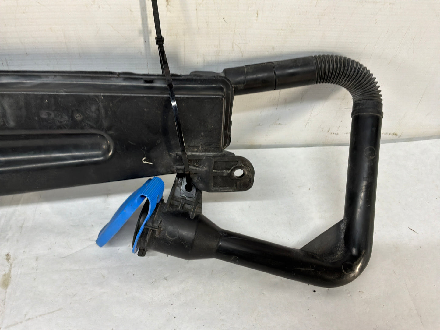 2017 Chevy SS Sedan Windshield Washer Reservoir Overflow Tank Bottle OEM