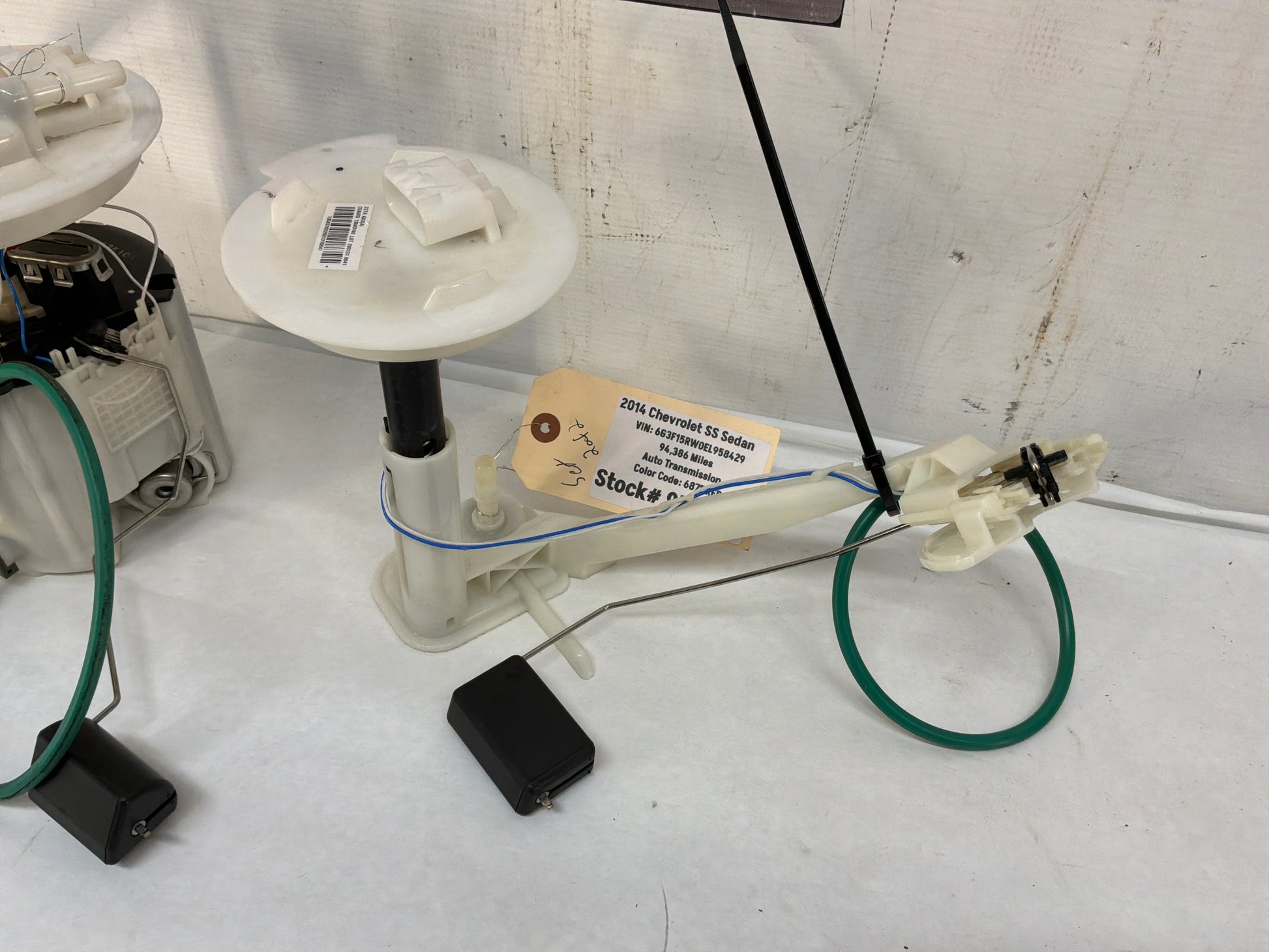 Fuel pump - Day's Parts Yard