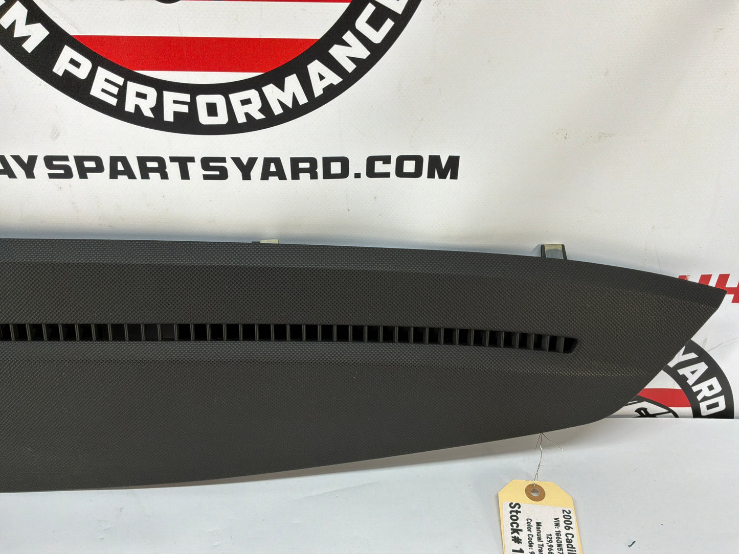 2006 Cadillac CTS-V Dashboard Dash Vent Windshield Defroster Trim Panel Grille OEM