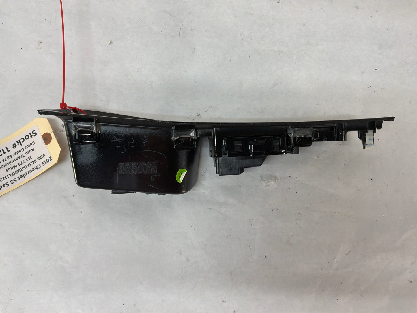 2015 Chevy SS Sedan Front RH Passenger Door Panel Window Switch OEM