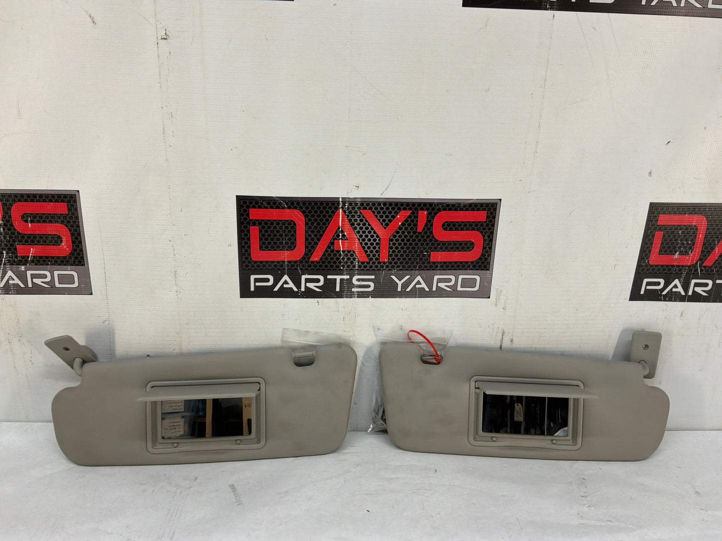 2016 Chevy Caprice PPV RH & LH Sun Visor Sunvisor Sun Shade w/ Clips OEM