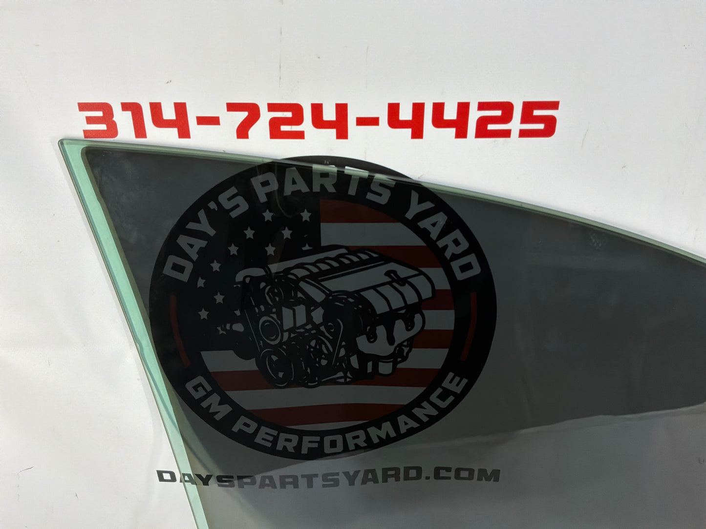 2016 Chevy Caprice PP LH Driver Front Door Window Glass OEM