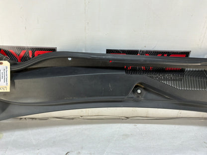 2014 Chevy Camaro ZL1 Windshield Wiper Cowl Grille Panel Assembly OEM