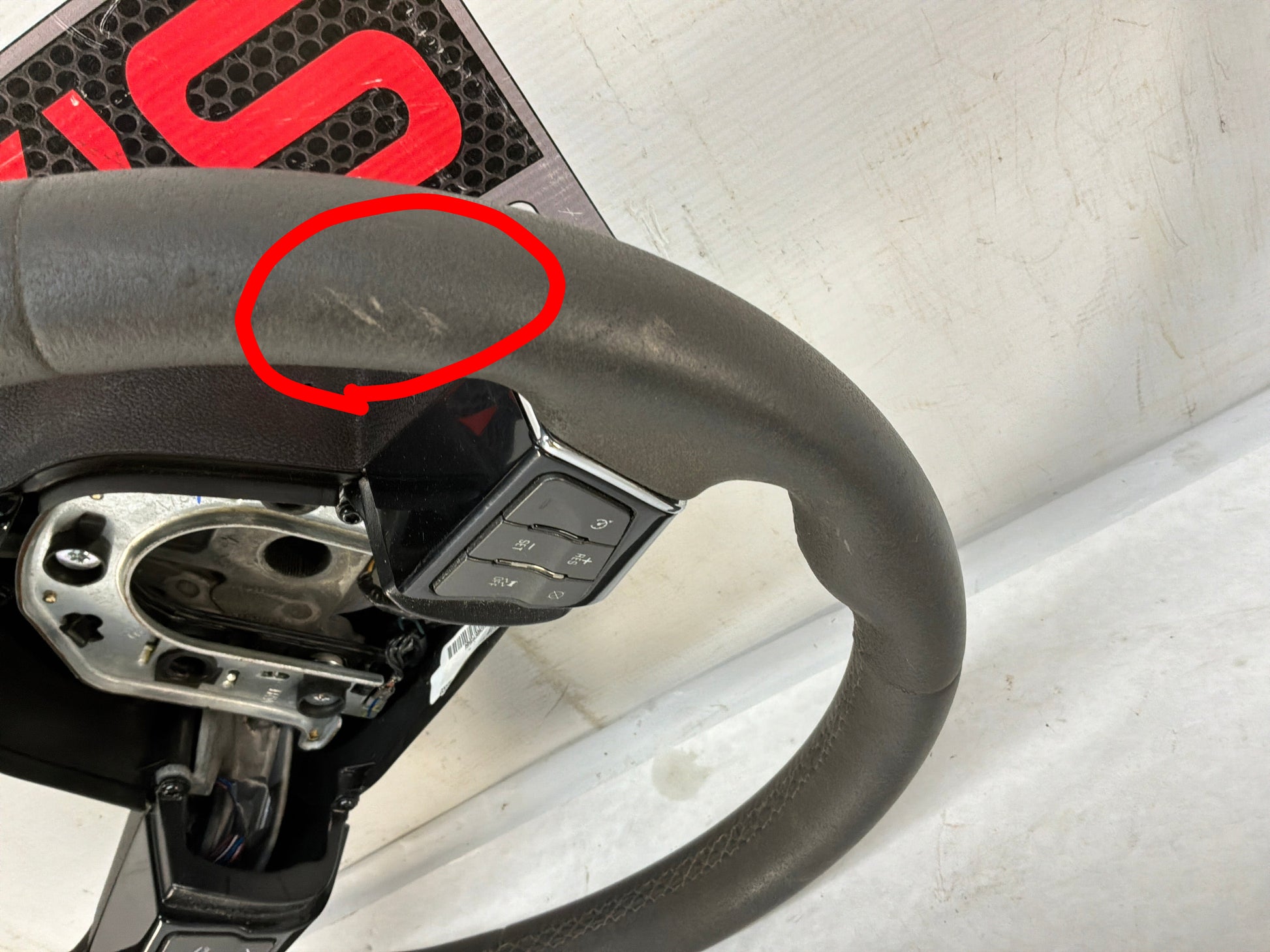Steering wheel - Day's Parts Yard