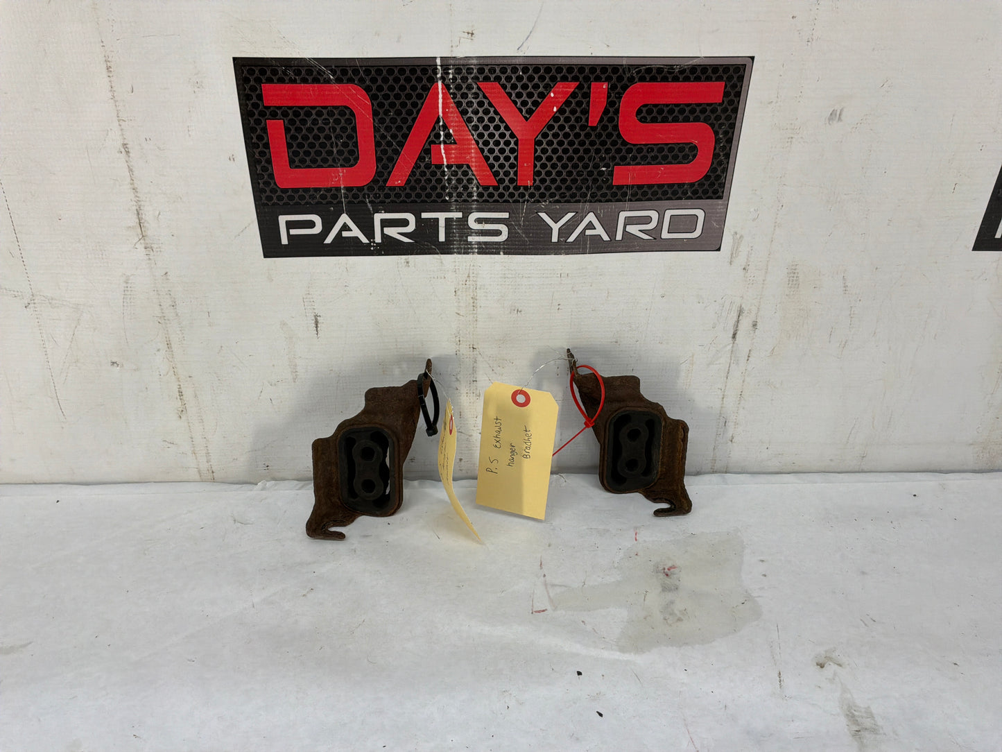 2014  Chevy Caprice PPV Exhaust Muffler Hanger Set OEM