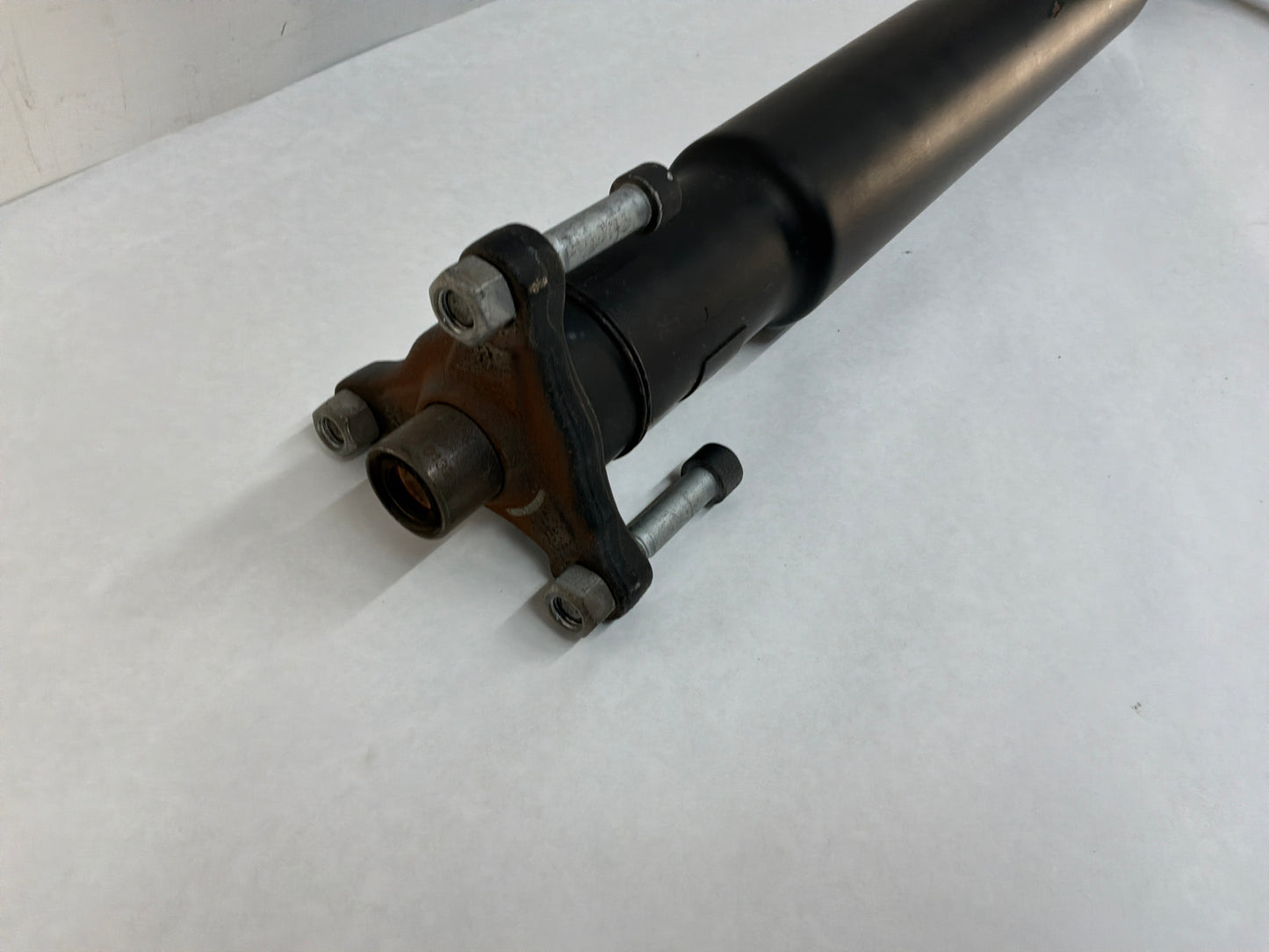 2013 Chevy Camaro SS Driveshaft Drive Propeller Shaft Line OEM
