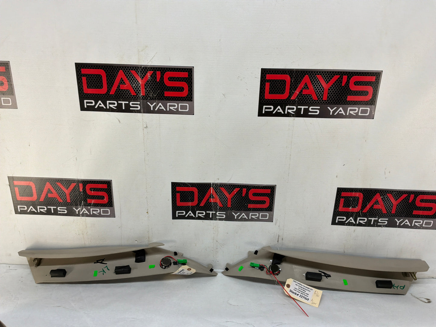2002 Cadillac Escalade EXT RH & LH A Pillars OEM