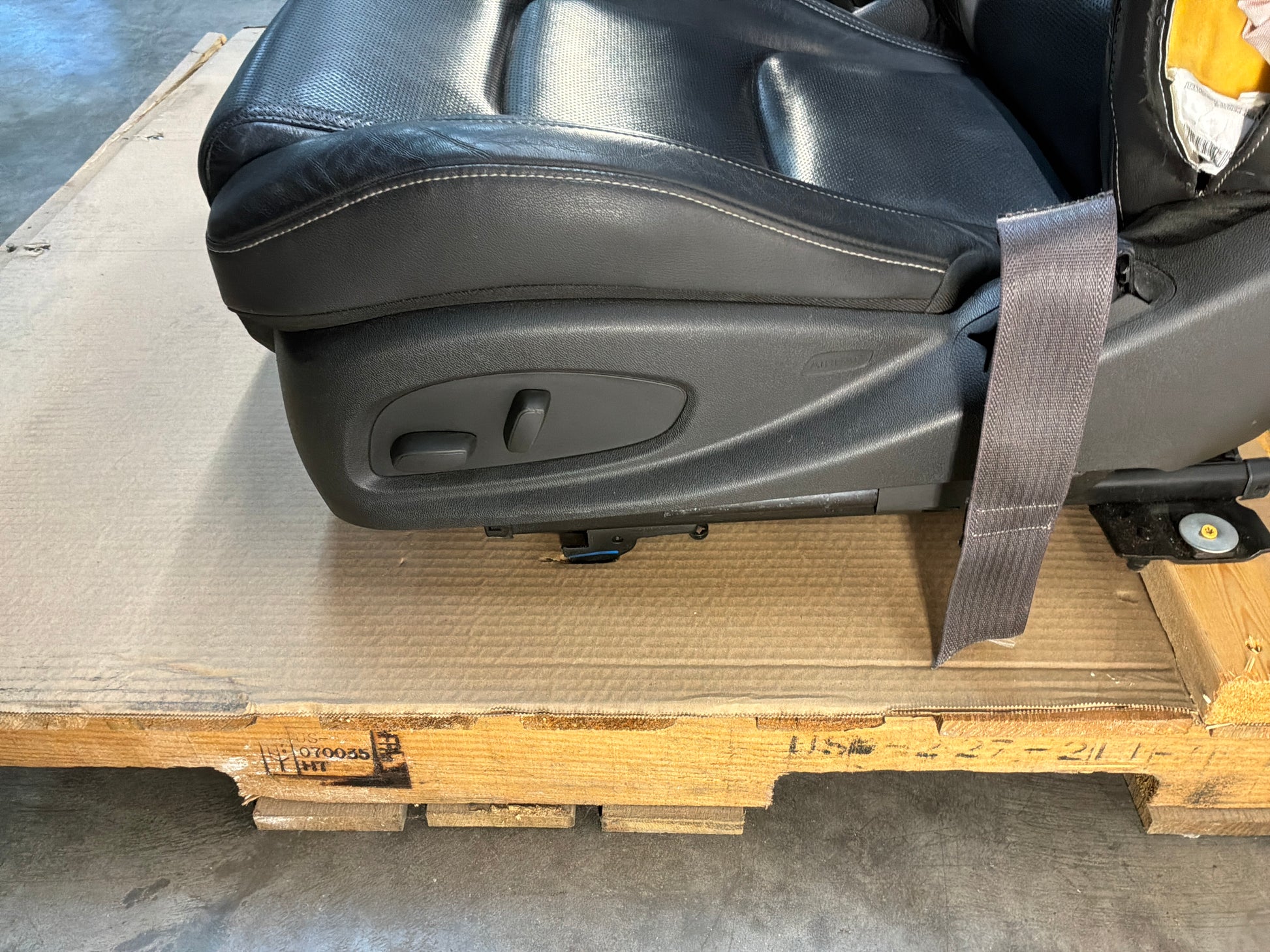 Seats - Day's Parts Yard