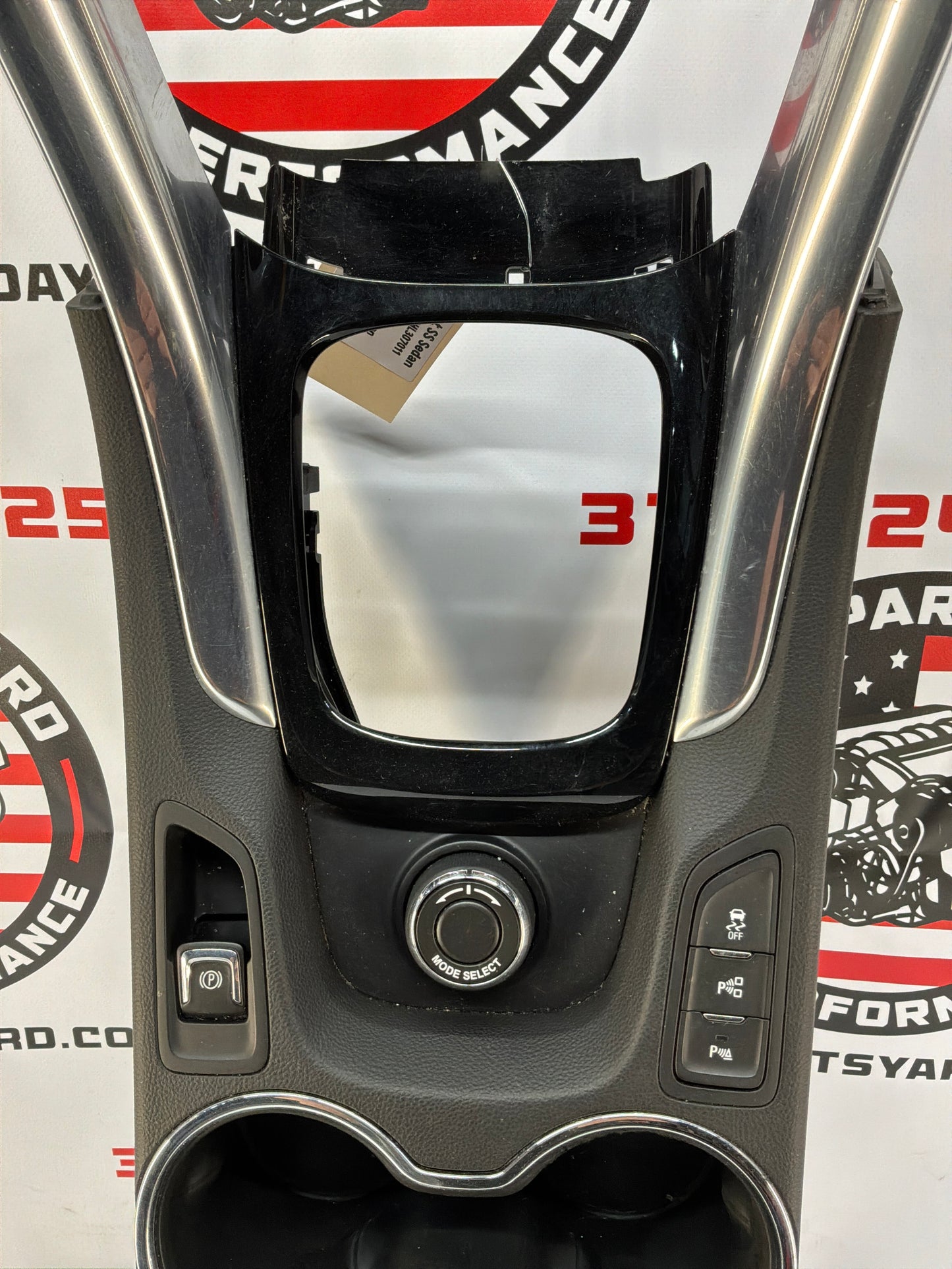 2017 Chevrolet SS Sedan Center Console w/Shifter OEM