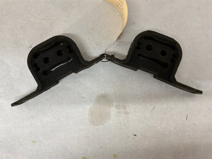 2008 Pontiac G8 GT Exhaust Muffler Hanger Bracket Mount Bushing OEM