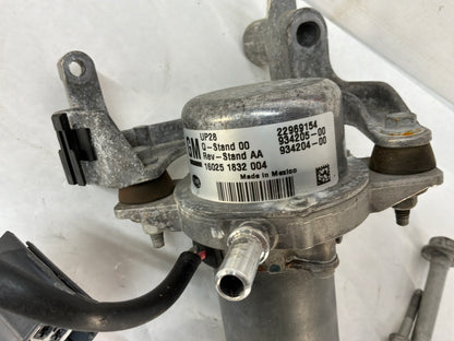 2016 Cadillac ATS-V Coupe Engine Vacuum Pump w/ Bracket OEM