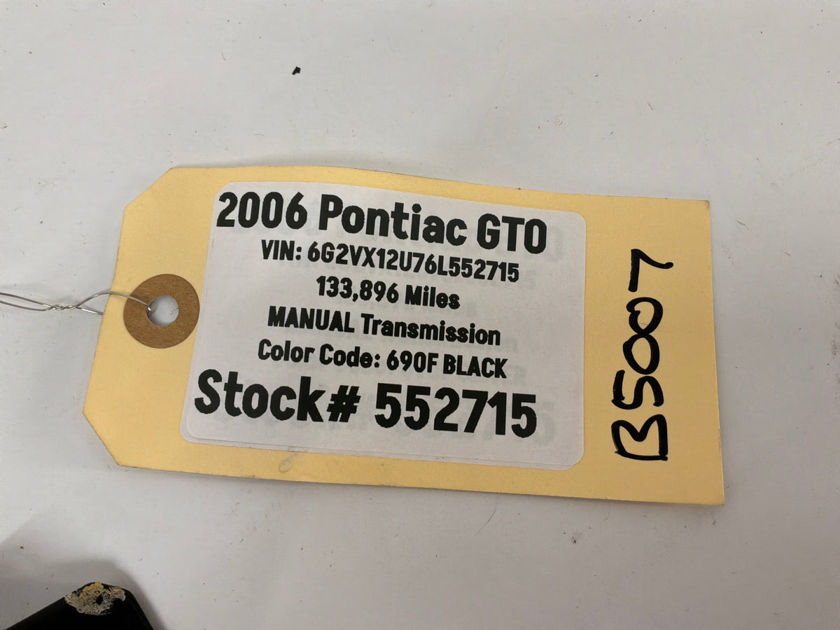 2006 Pontiac GTO Rear RH & LH Seat Belt Seatbelt Retractor OEM