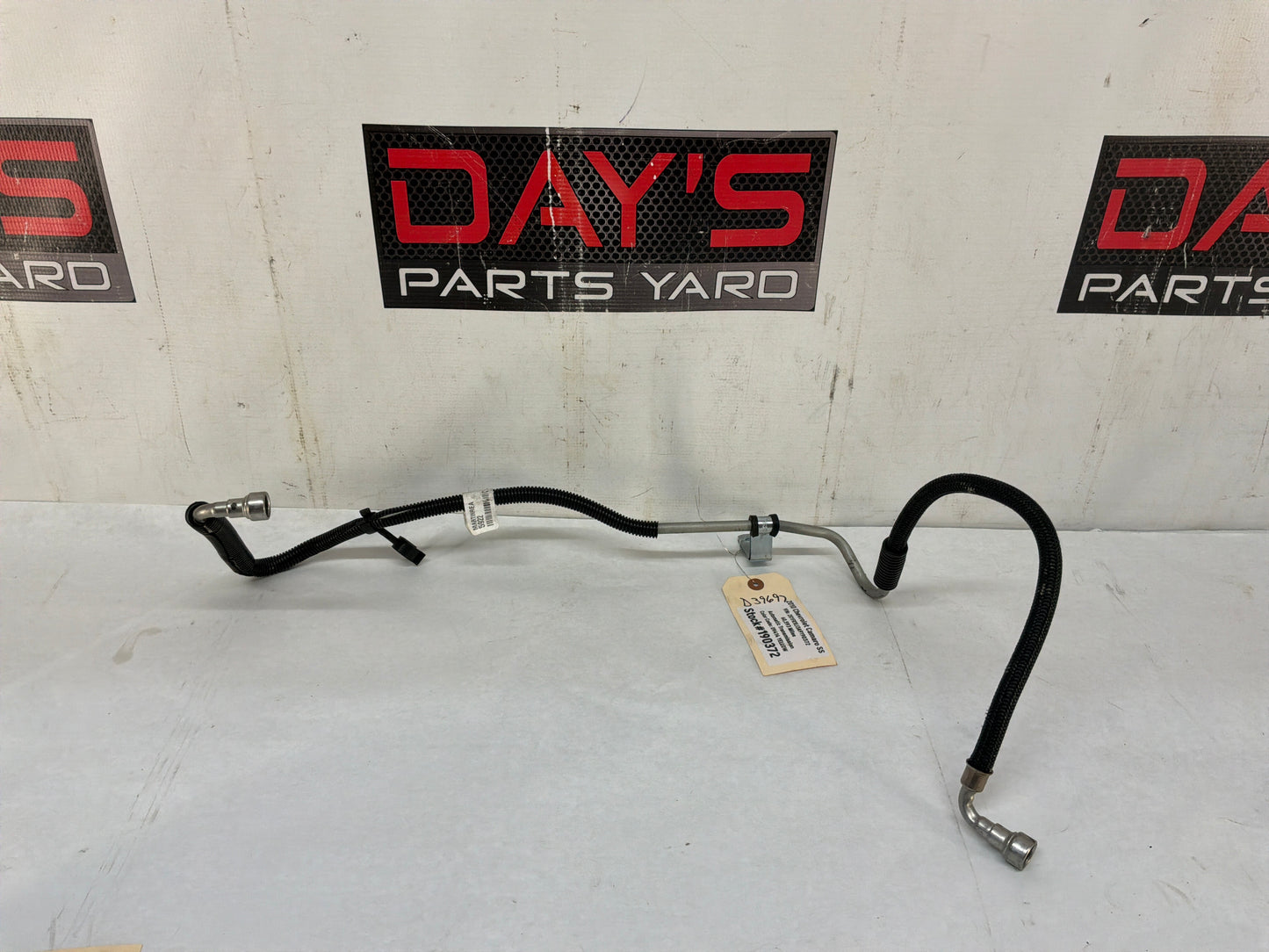 Fuel line - Day's Parts Yard