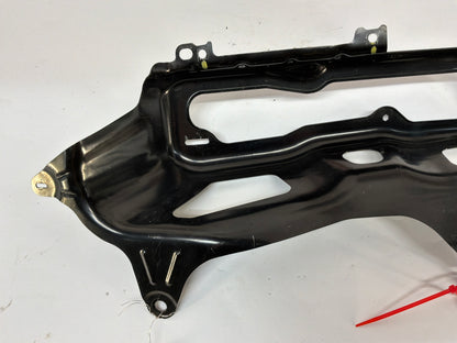 2015 Chevy Camaro SS 1LE RH Passenger Taillight Tail Light Mounting Bracket Frame Brace OEM