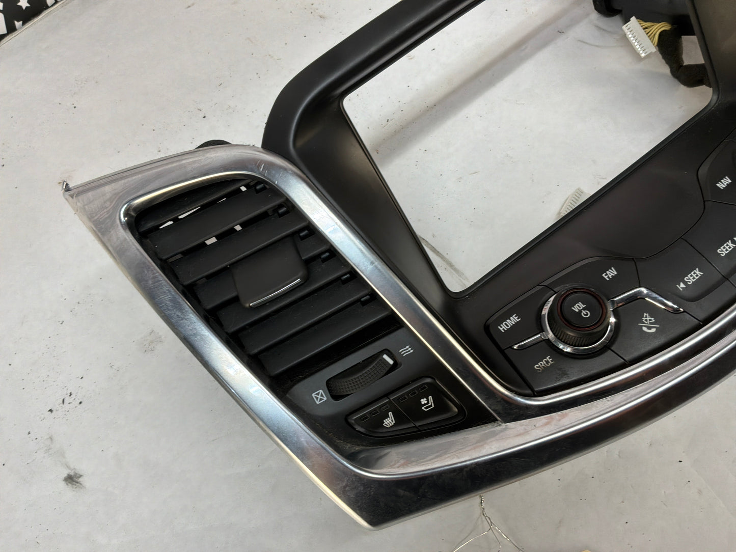 2014 Chevy SS Sedan Radio Bezel w/ Controls OEM
