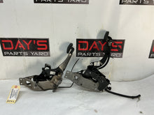 2015 Chevy Camaro SS 1LE Manual Transmission Pedal Set Brake Clutch Master Cylinder Assembly OEM