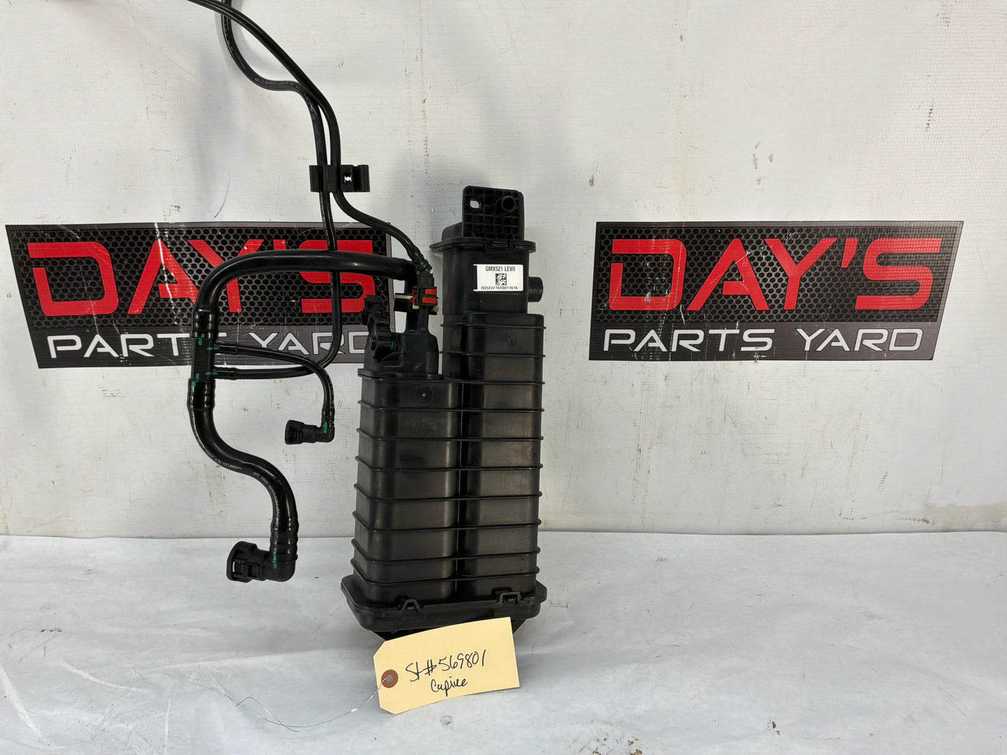 Canister w lines - Day's Parts Yard